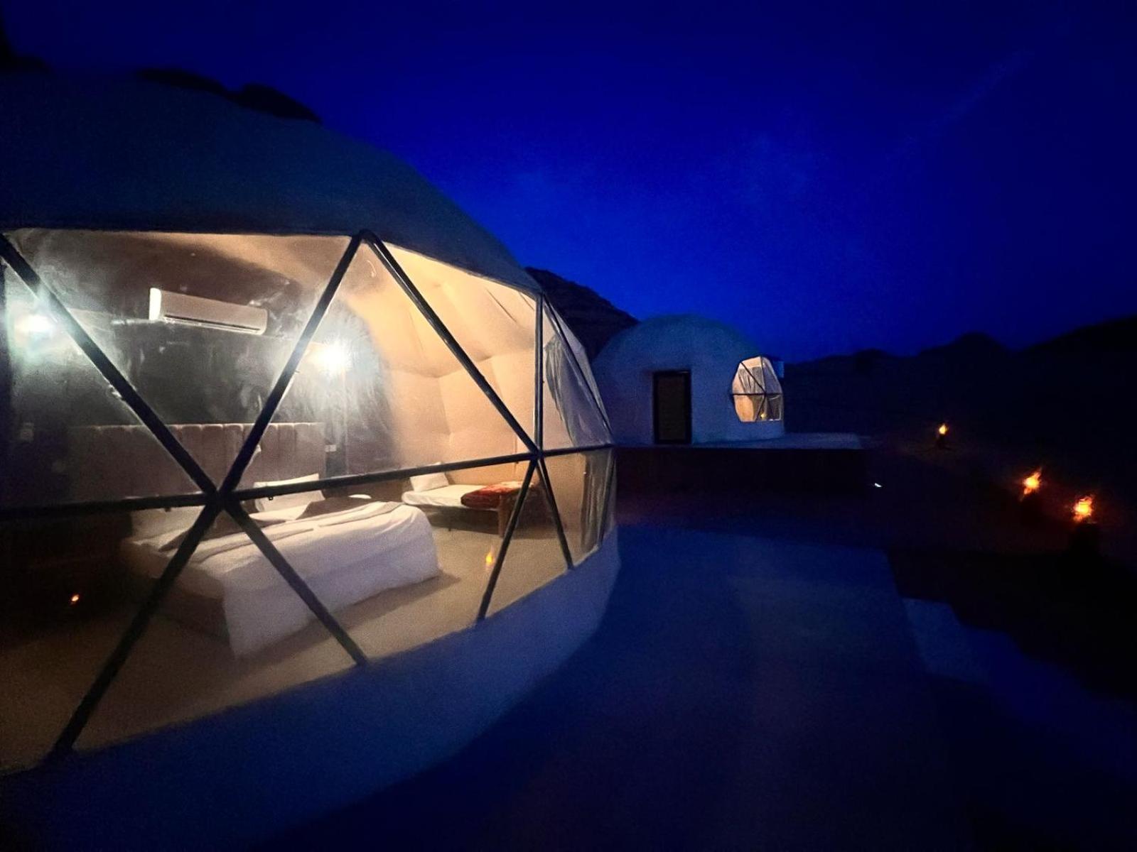Scarlet Luxury Camp Wadi Rum Exterior foto